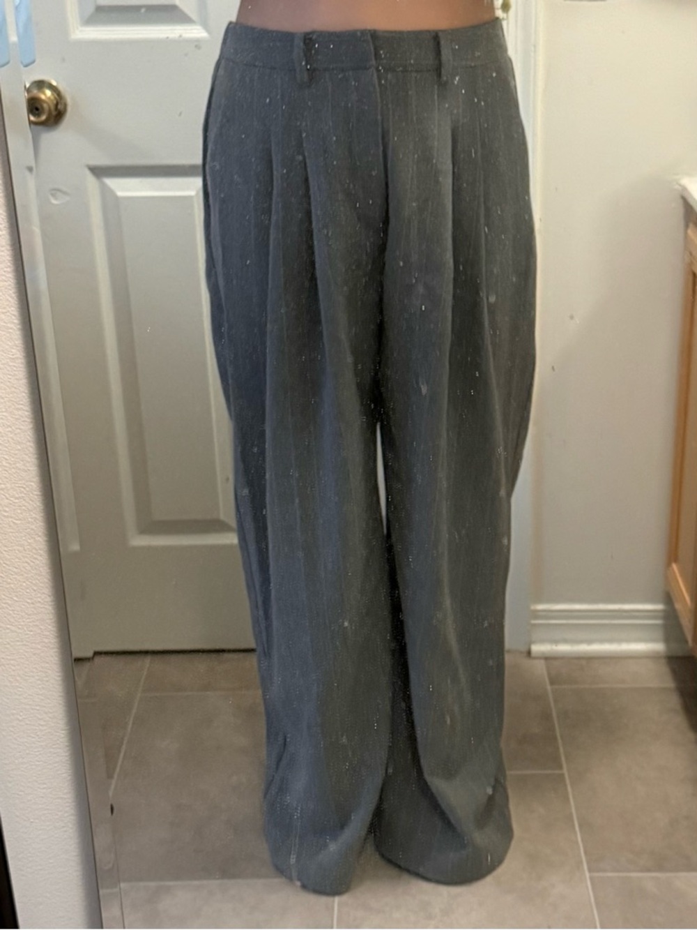 Maeve Women’s Gray Pleated Wide-Leg Dress Pants